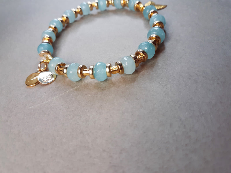 Aqua and Leaf