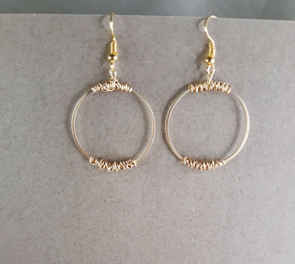 Gold Wire Loops - Brushed gold loops with wire trim.