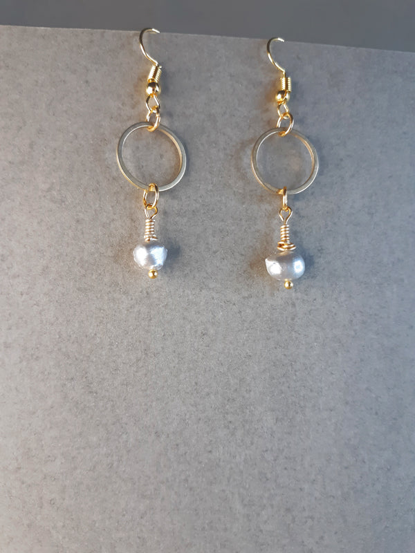 Grey Pearls and Gold Rings