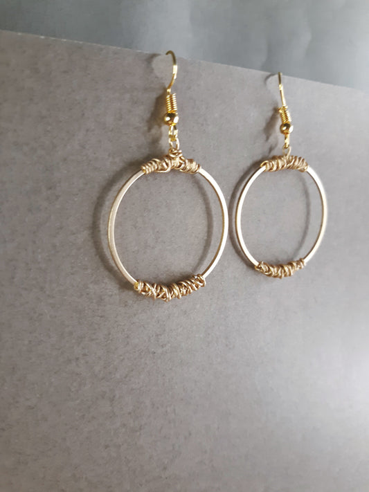 Gold Wire Loops - Brushed gold loops with wire trim.